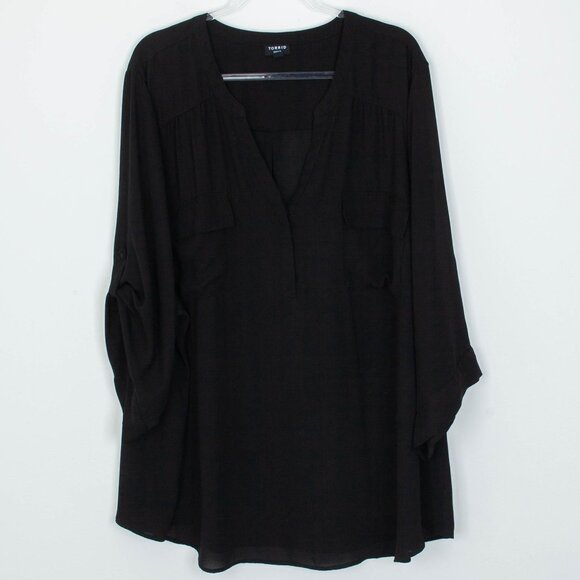 Torrid Womens Harper Pullover Blouse Size 6X Black 3/4 Roll Tab Sleeve Flowy - Picture 1 of 13